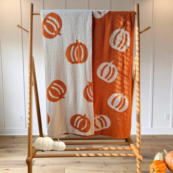 Pumpkin Throw Blanket, Fall Blanket, Halloween, Cozy, Ultrasoft, Plush, Strechy, Fluffy, Microfiber feather yarn, Two-sided, Reversible