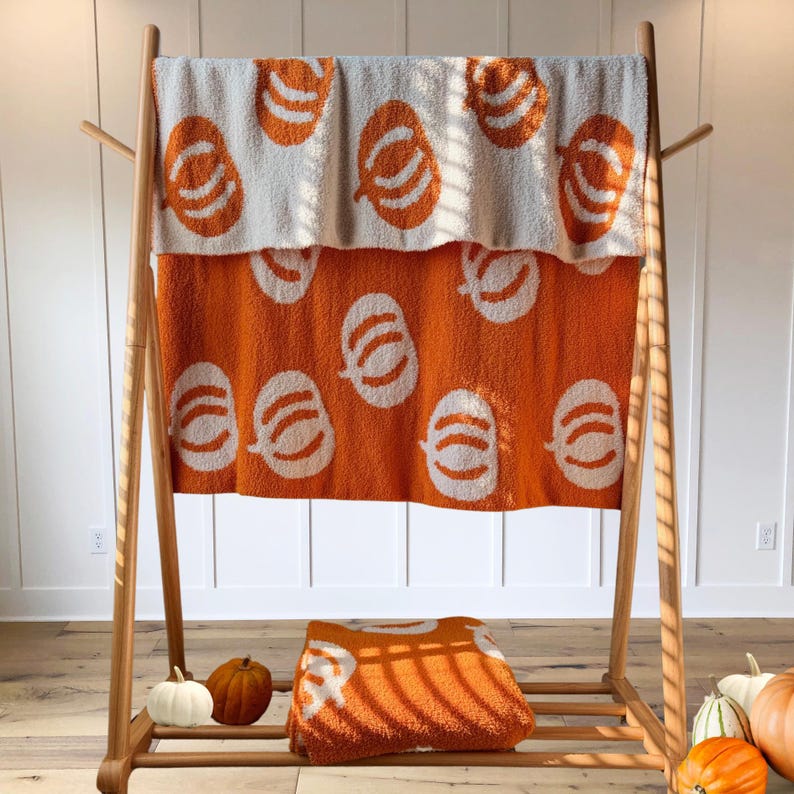 Pumpkin Throw Blanket, Fall Blanket, Halloween, Cozy, Ultrasoft, Plush, Strechy, Fluffy, Microfiber feather yarn, Two-sided, Reversible 46"x54" - Baby, Kids