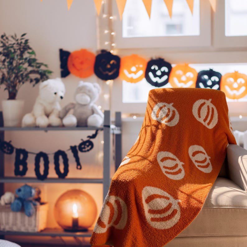 Pumpkin Throw Blanket, Fall Blanket, Halloween, Cozy, Ultrasoft, Plush, Strechy, Fluffy, Microfiber feather yarn, Two-sided, Reversible image 3