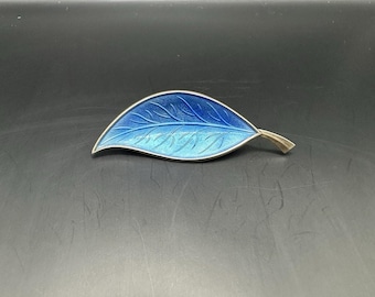 20th Century Vintage Silver Enamel Lilypad Leaf Bracelet Att