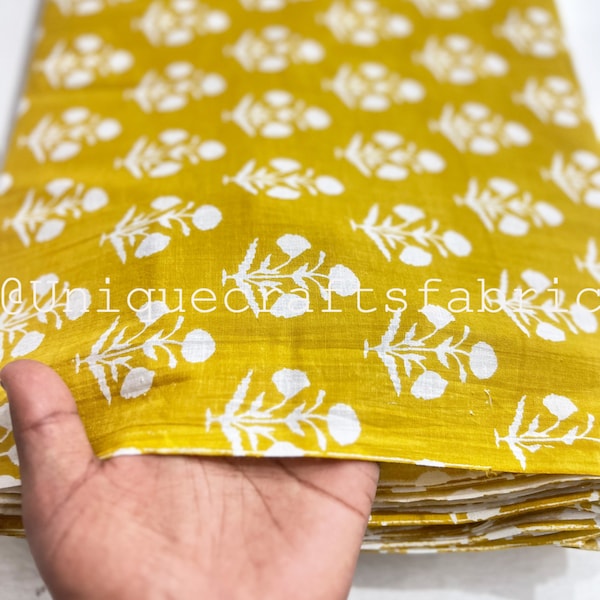 Tela de algodón india tradicional hecha a mano cortada a medida, 100% algodón corriendo tela de costura artesanal suelta confección de vestidos estampados florales naturales