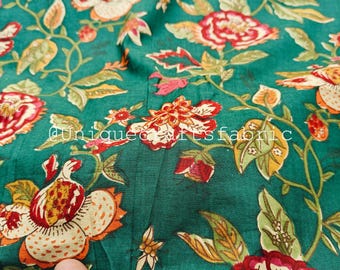 Tessuto di cotone floreale tagliato su misura: tessuto indiano stampato a mano con tecnica block print.