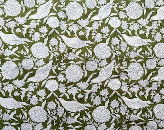 Indiase katoenen stof met bloemenhandblokprint