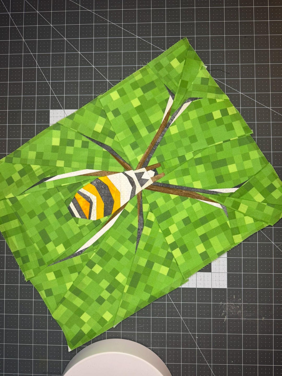 Garden Spider Insect Bug Paper Pieced Quilt Pattern Block 16"x12" - Etsy