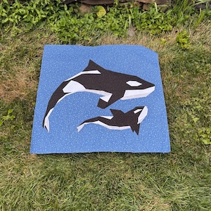 Geometric Orca Whale Baby Foundation Paper Pieced Quilt Pattern Block Ocean-Themed Scrappy Block
