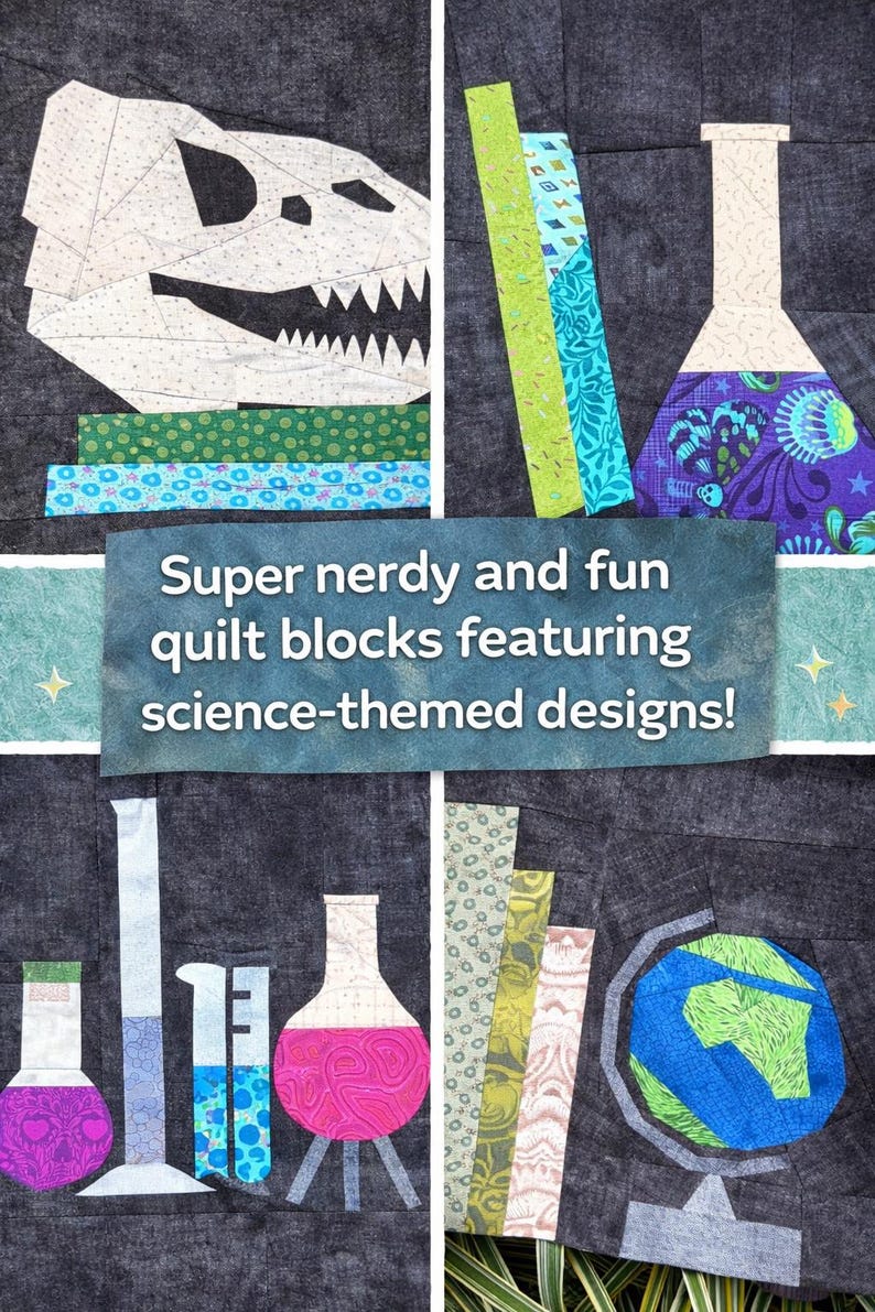 Pu&ograve; includere: Blocchi di trapunte con disegni a tema scientifico. I blocchi presentano un teschio di dinosauro, becher e un mappamondo. Il testo recita: "Blocchi di trapunte super nerd e divertenti con disegni a tema scientifico!"