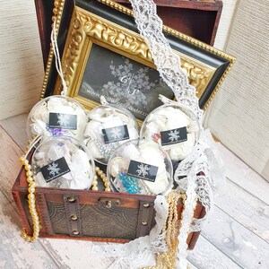 Navidad Bauble encaje Vintage Craft Fibre art Shabby Chic Crema Trim Scrap bolsa Scrapbook Junk Journal Bridal Craft Wedding Wedding Wedding Embellishments