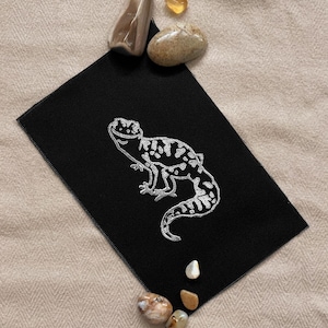 Block-Print Smiling Leopard Gecko Patch: Cotton Canvas, Sew-On