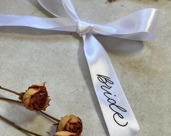 Calligraphy Foiled Bow Place Settings: Luxury Guest Name White Ribbon & Black Lettering