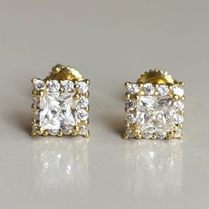 Pendientes de moissanita de corte princesa: pendientes alternativos de diamantes con halo cuadrado, joyería minimalista y delicada.