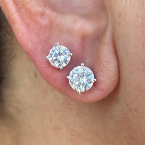 Silver Moissanite Stud Earrings, Diamond Stud Earrings, Dainty Solitaire Earrings, Sterling Silver Screw Back Earrings, VVS Moissanite Studs