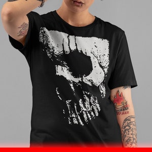 Gothic Skull T-shirt / Occult Outfit / Alternative Clothing / Graphic Tee/Strega Fashion /Pastel Goth Apparel/