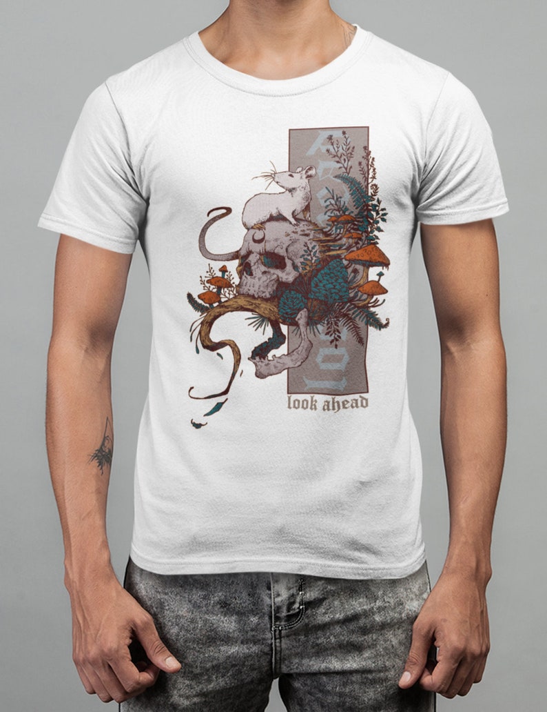 White Skull and Mouse T-Shirt Gothic Art on T-Shirt Black Gildan with Skull Butcher/'s Branch Mushrooms