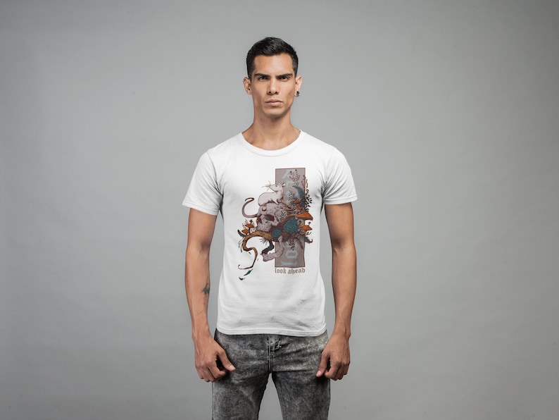 White Skull and Mouse T-Shirt Gothic Art on T-Shirt Black Gildan with Skull Butcher/'s Branch Mushrooms