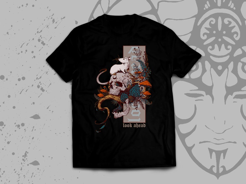 White Skull and Mouse T-Shirt Gothic Art on T-Shirt Black Gildan with Skull Butcher/'s Branch Mushrooms