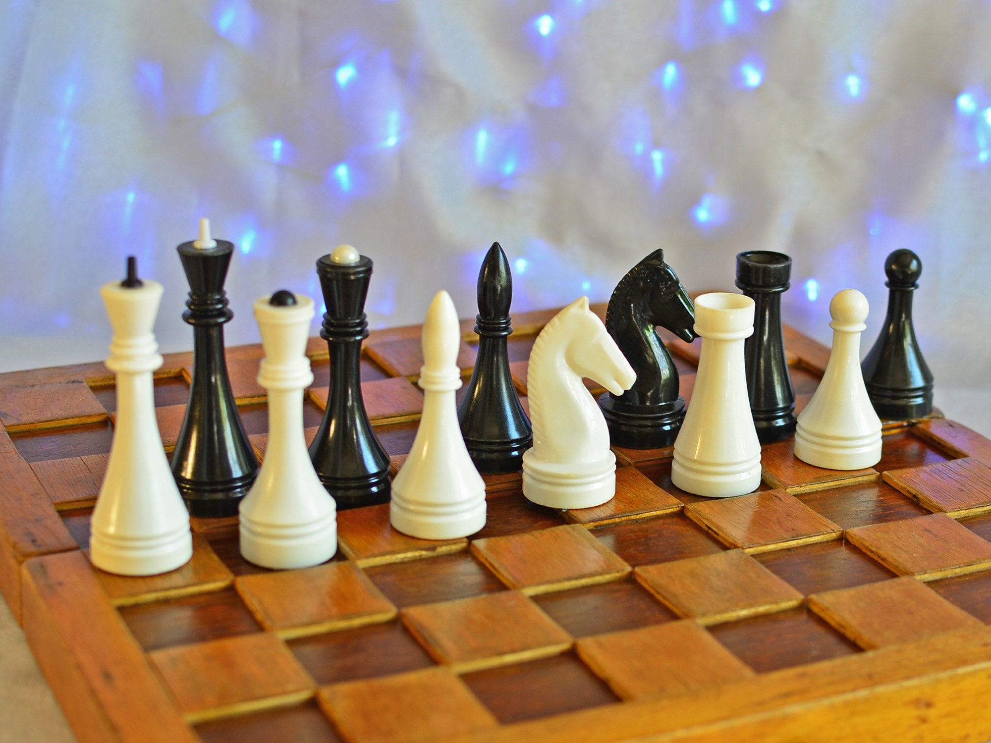 13.20 wooden chess for blind people