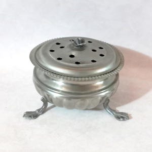 Vintage Italy Antique Pewter Incense Burner Vintage Perfume Diffuser Home Furnishing Collectible Pewter Decorations Christmas Gift