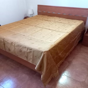 Brand new Never used Precious Silk Damask bed cover Decorated Baroque style cappuccino color Floral decor Silk bedspread