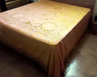 Rare Silk Damask Bedspread with spots Very Light pink-Gold Baroque Style Hand Knotted Trimmings Silk bedspread Silk damask Decorations