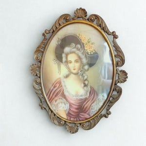 Vintage Italy30x24cm Decorated brass frame Victorian style Convex glass Home decor To hang On the wall Victorian Woman Print Plastic sheet