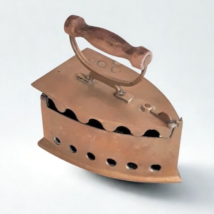 Seltene Messing Eisen Vintage Italien rustikale Einrichtung Kohle Kessel Messingkessel Messing Wohnkultur rustikale Einrichtung Holzkohle Boot italienisches Kunsthandwerk