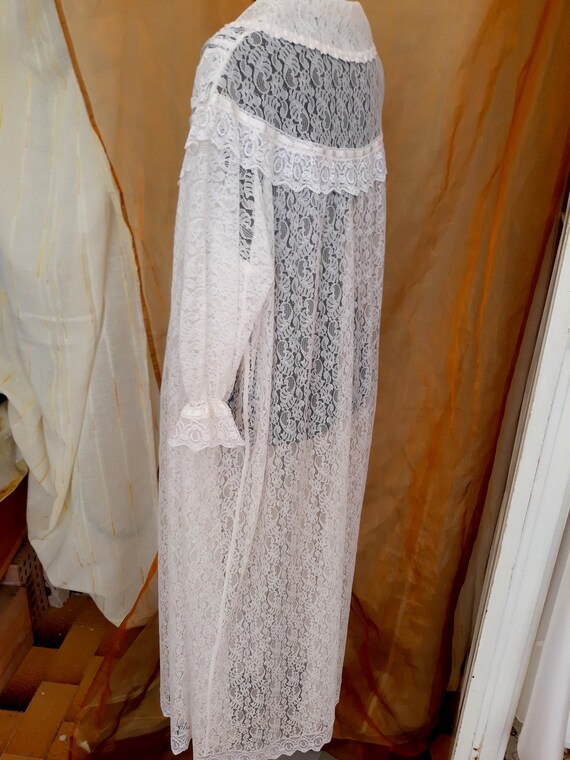 Vintage Italy Lace dressing gown White Vintage we… - image 2