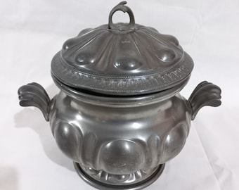 Vintage Italy Large Pewter Soup bowl Amphora with Lid Pewter Box Decorated Kitchen Decorations Table Decor Pewter Tableware Gift for Mom