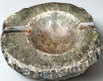 Cenicero grande raro, alabastro verde, forma de tronco de árbol, regalo para papá, regalo de Navidad, decoración del hogar, decoración de oficina, escritorio,