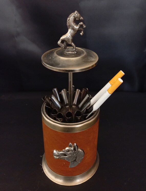 Vintage Glued horse Dispenser with Horses Vintage Cig… Gem