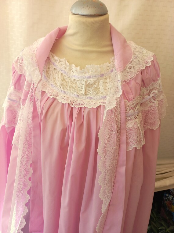 Luxury lingerie Nightdress and dressing gown New … - image 3