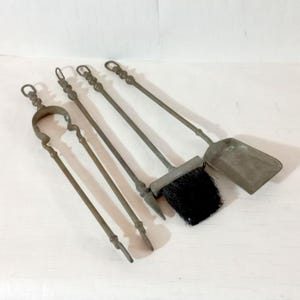 Small Heavy Brass Fireplace Cleaning Set without support Fireplace tools 1950s Vintage Utensils Rustic Farmhouse Furnishings Country House