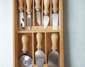 8-piece set Kitchen tools Made in Italy Knife set Pizza cutter wheel Bottle opener Cheese knives Potato peeler Fish scraper