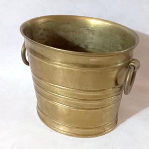 Heavy Brass Oval Ice Bucket Early 1900 Heavy Brass 1,240kg Vintage Bottle Holder Antique Icebox Brass Vase Brass bowl Brass bowls