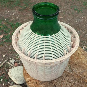 Damajuana antigua de boca ancha, años 60, 15 litros, tapa de plástico, botellas de vino antiguas, damajuana de vidrio verde, tarro de conserva antiguo, hecho a mano