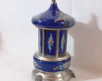 Reuge Cigarette Vending Machine Non-Working Fascination The Emperor Waltz Collectible Music Box Italy 1960s, Reuge Cigarette Vending