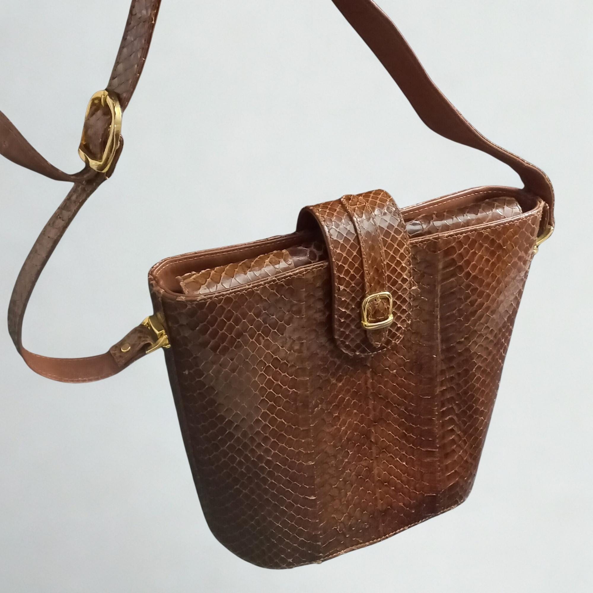 1960s Italian Leather Shoulder Bag - Etsy