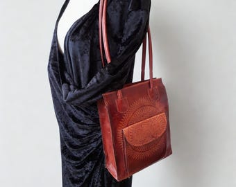 Shoulder bag Made in Italy Genuine leather 1980s Shoulder bag vintage Italy Women's accessories Gift for her Christmas gift