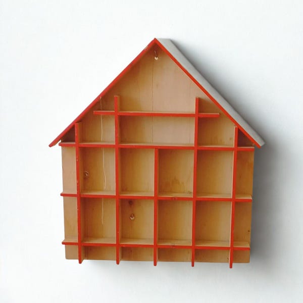 Vintage Italy Wooden Showcase For Hanging On the Wall Wall Display Collectible Vintage Wooden Cabinet Log Cabin Miniature Showcase