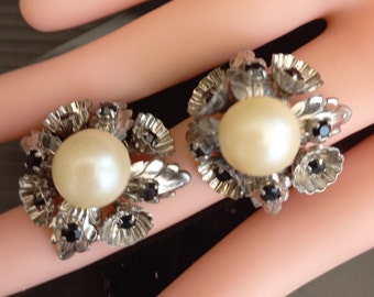 vintage Italie années 1970 Bijoux fantaisie italiens de haute qualité Boucles d'oreilles avec zirconiums et perle Plaqué argent Cadeau pour une mère Cadeau de Noël
