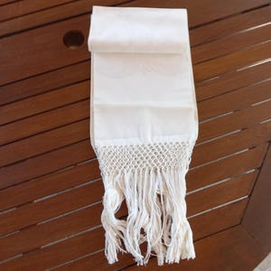 Rare Antique linen towel 148x62cm White color antique towel in pure linen damask embroidered Honeycomb with hand-knotted fringes