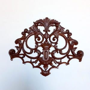 Extrêmement rare grande frise en bois antique italienne en bois sculpté motif feuille décorative façade en bois château décoration panneau gothique