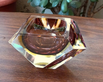 Flavio Poli Design Faceted glass bowl Diamond cut Murano glass Purple-Yellow Art glass Comfortable furniture Warm colors Spatial furniture