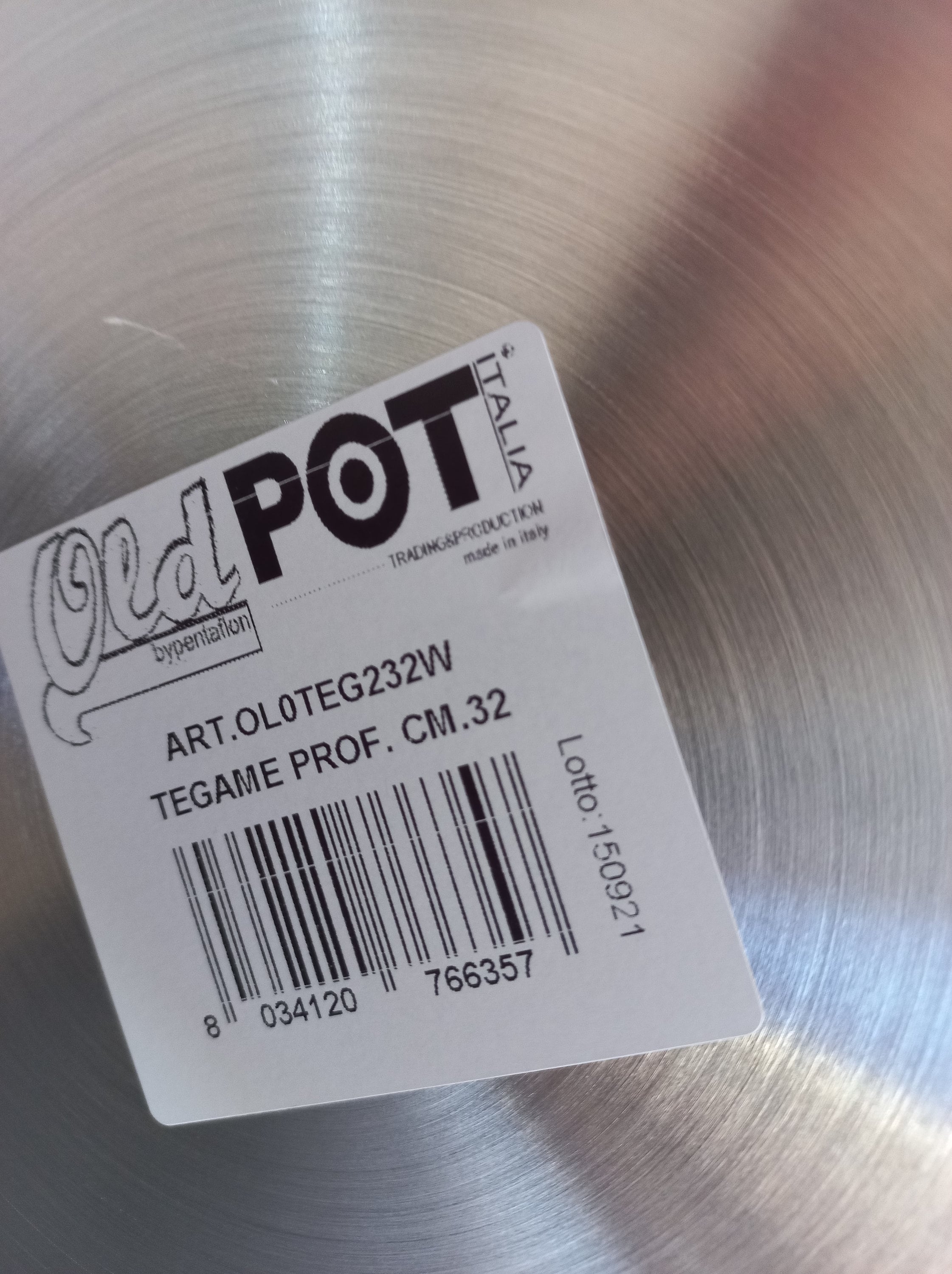 新品プロ仕様のソテーパン アルミフライパン ハンドル付き レストラン