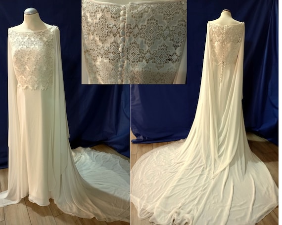 Cold Shoulder V-Neck Bodycon Fishtail Wedding Dress - Ever-Pretty US