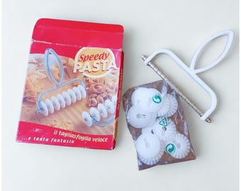 Vintage Italy Brand New Fresh Pasta Speedy Pasta Pasta Making Tool Kitchen Utensils Kitchen Tools Italian Cuisine 1970 Homemade  Pasta maker