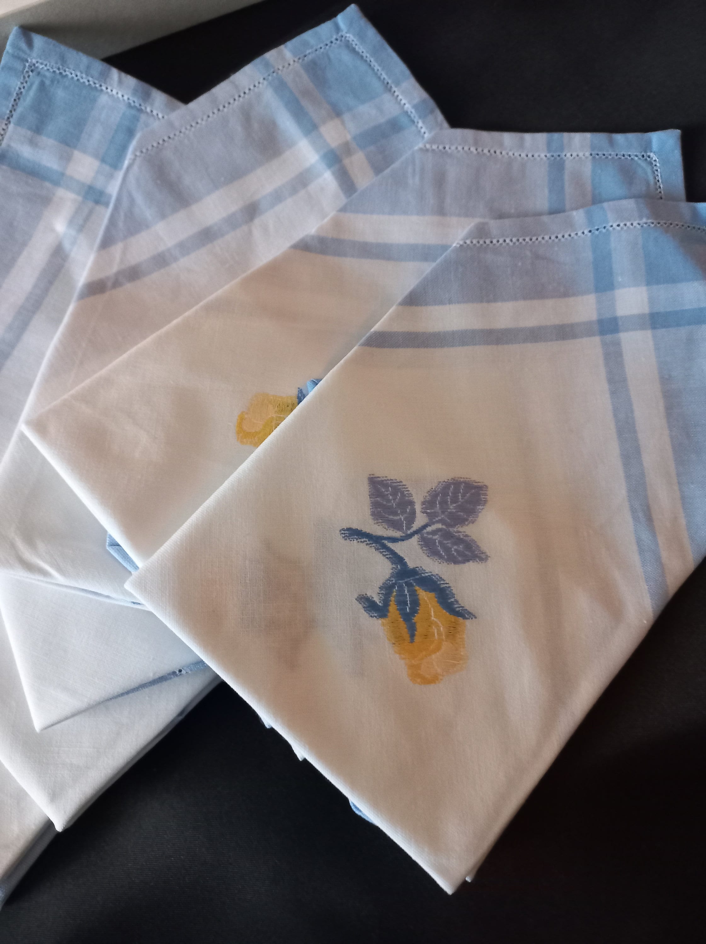 高級ベネチア刺繍】イタリア製 テーブルクロス＆新品ナプキン6枚 当時