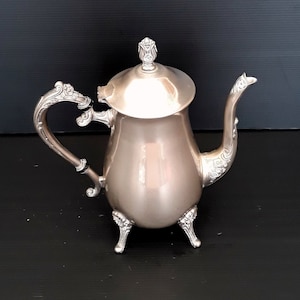 Vintage Italy Coffee Pot Coffee Table Silver Plated Italian Vintage Coffee Pot Serving Coffee Pot with Feet Victorian Style Tableware