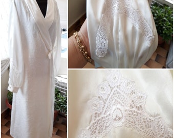 Vintage Italy Dressing Gown Satin and Lace White Home Dress Bride Embroidered Dressing Gown Gift for Mom Christmas Gift