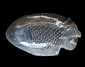 Vintage Italy Fish plate Fancy glass Made in Italy 3D plate Puffer fish Italian glass Plate with wavy edges Table decoration Fish service