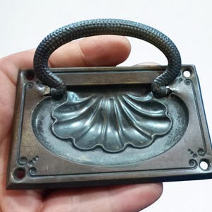 Antiek koperen ladehendel - Italiaanse vintage meubelknop